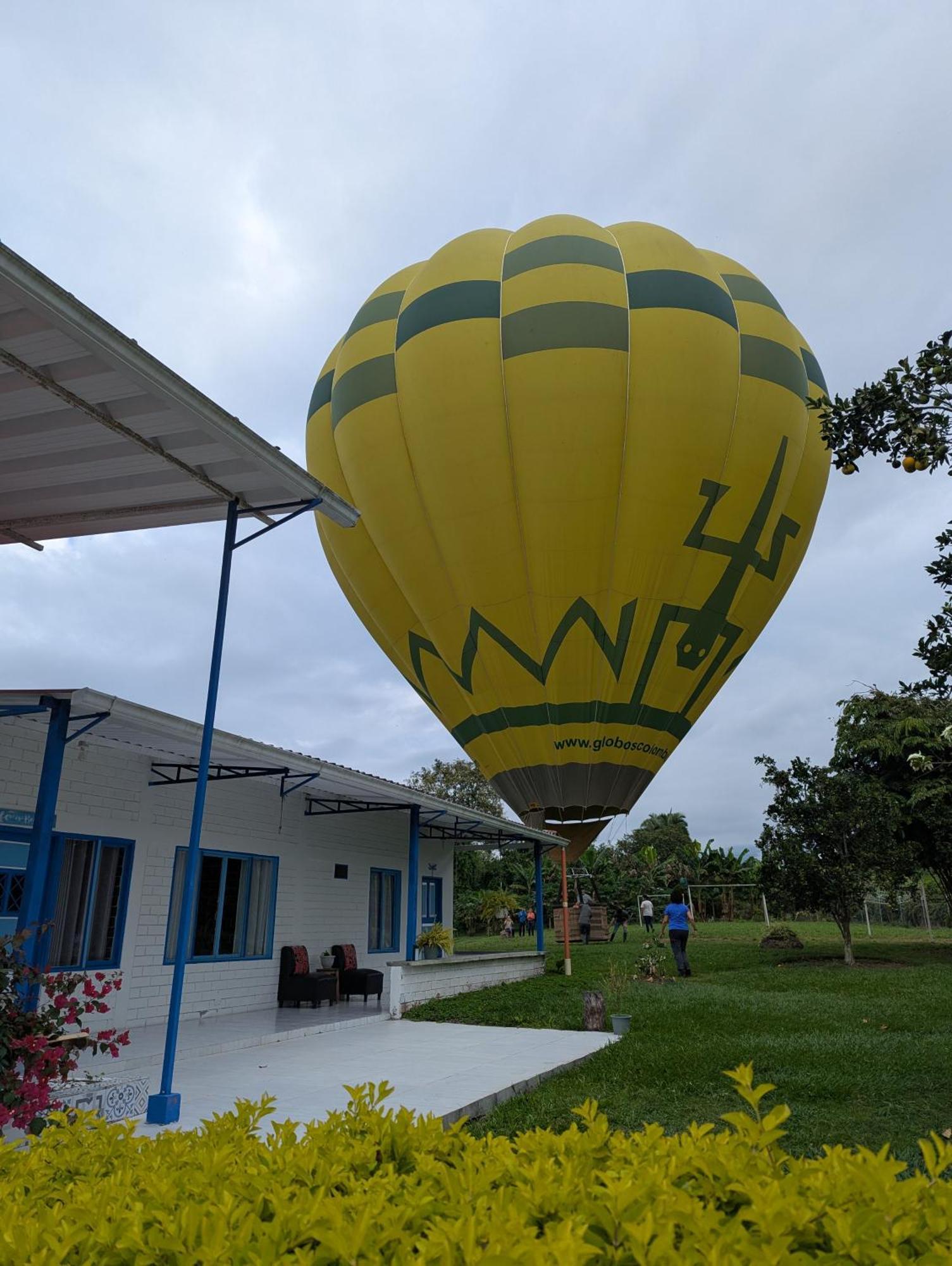 La Bella Vista Guest House กาลาร์กา ภายนอก รูปภาพ